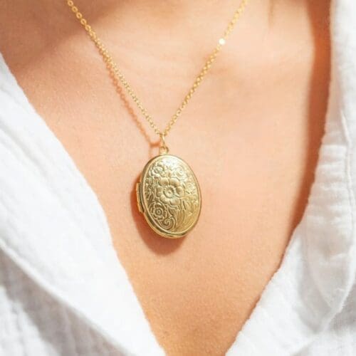 18K Gold PVD Oval Locket – Floral Keepsake Jewelry - Waterproof